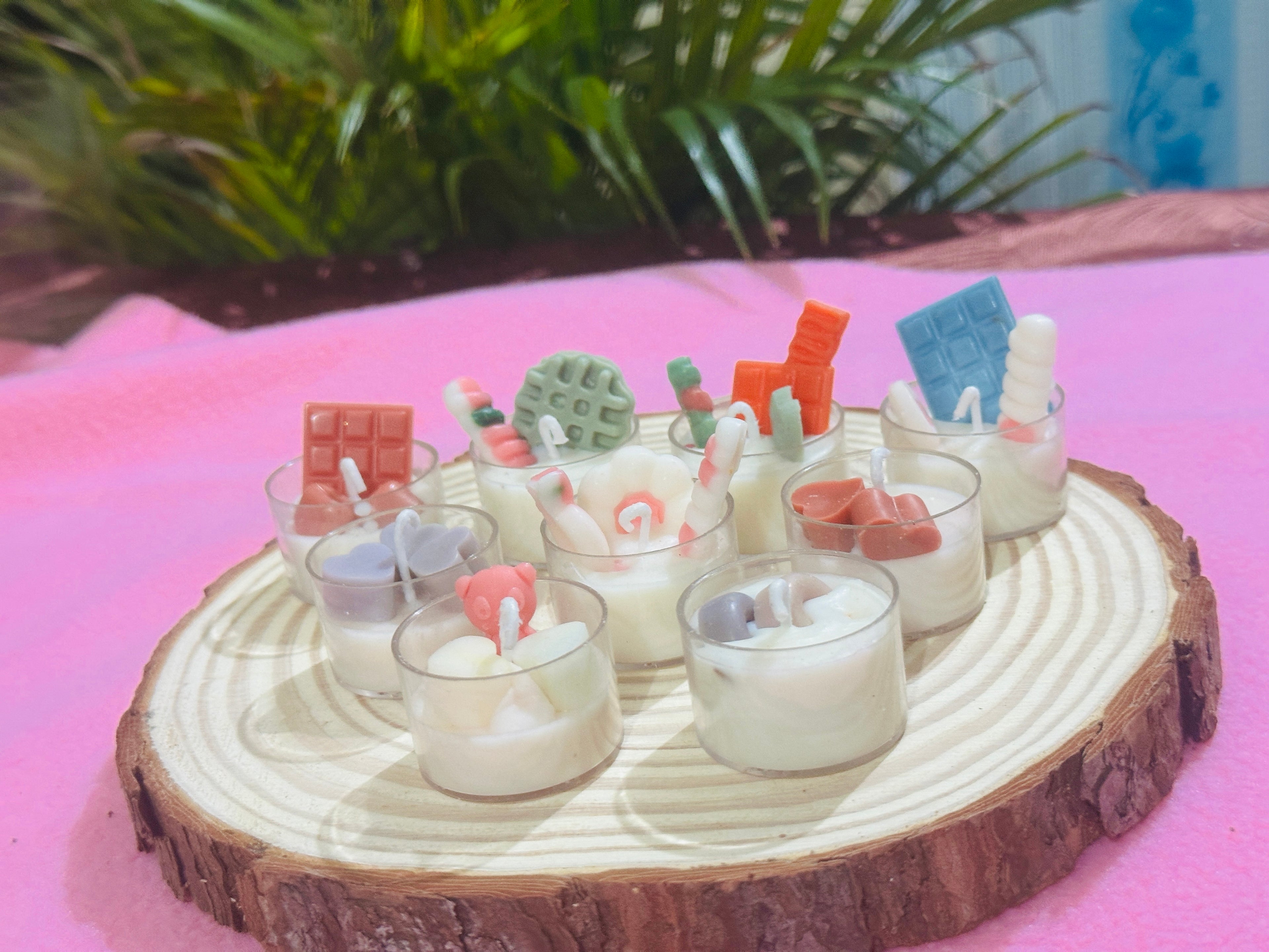 Decorative tea light candles