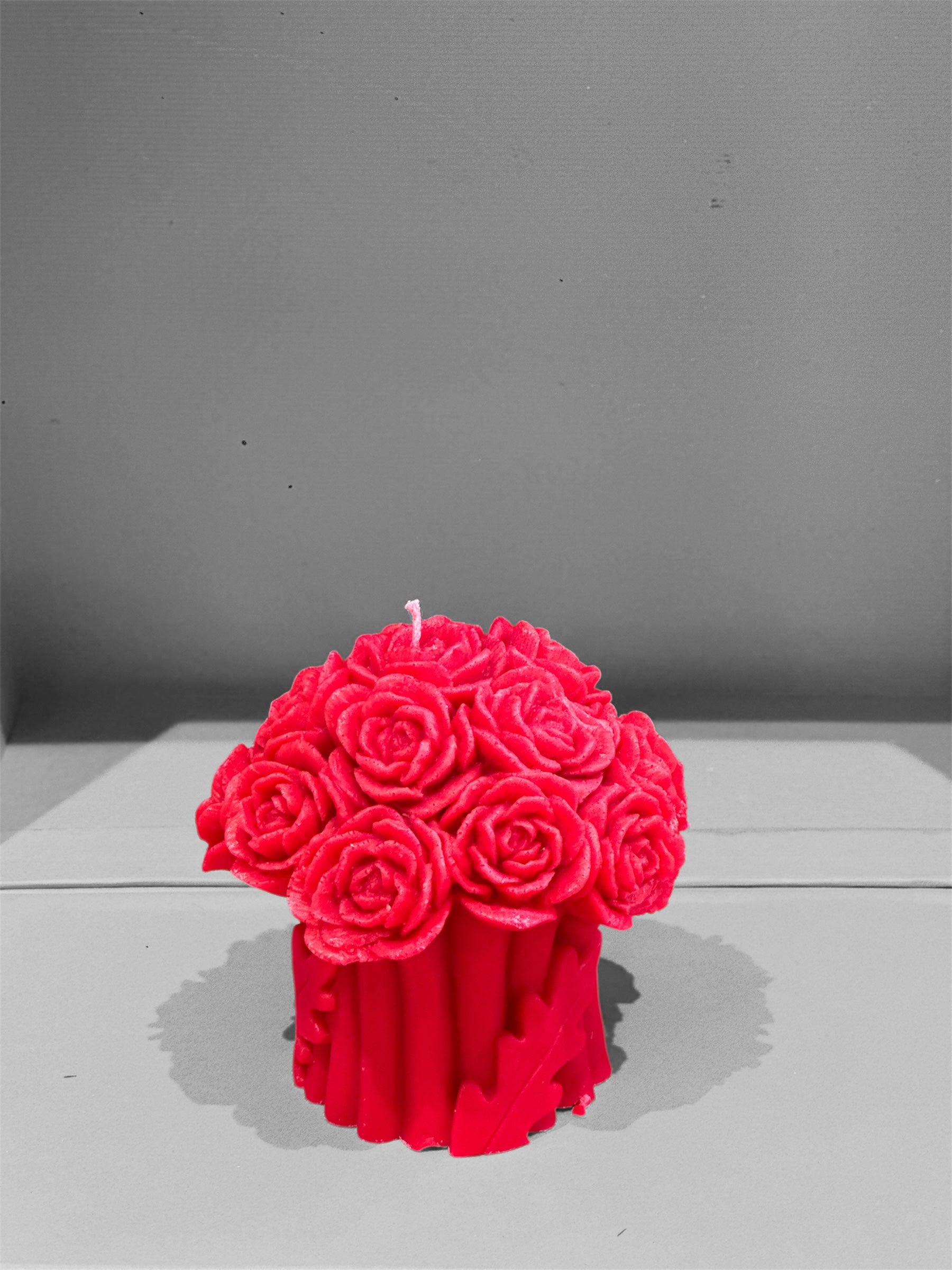 Red Rose Bouquet Pillar Candle